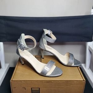 TOUCH UPS Womens Shea Heeled Sandal Size 9